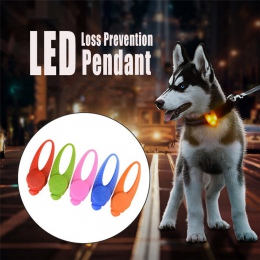 1 sztuk Pet wisiorek LED bezpieczeństwa miga Glow światło miga LED wisiorek do obroży dla Pet Dog Puppy 8x2.5 cm Dropshipping li