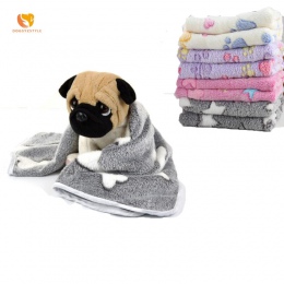 Kocyk dla psa hodowla mata dla zwierząt domowych psów łapa stóp i kości druku łóżko pokrywa mata ciepłe Puppy oddychająca podusz