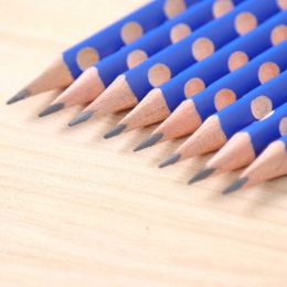 Rowek Slim trójkąt drewniane ołówek HB korekta pisanie postawy ołówek szkolne materiały biurowe Cartoon zdrowe standardowy ołówe