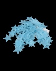 Nowy gorący 50 sztuk 3D gwiazdy świecą w ciemności Luminous fluorescencyjne plastikowe naklejki ścienne dekoracje do domu dla dz