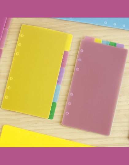 5 sztuk/partia kolorowe przezroczyste PP Separator na pierścionki Notebook 6-otwór strona główna A5 A6 luźne liści pamiętnik kat