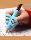 Z dwoma palcami uchwyt na długopis silikonowe dla dzieci nauka narzędzie do pisania urządzenie do korekty zestaw kredek papierni