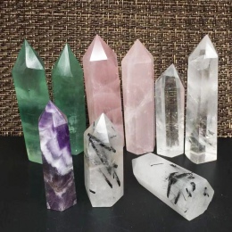 Wiele naturalny ametyst kwarc różowy obelisk kryształ różdżka punkt kamienie lecznicze