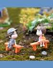 1 para miłośników kochanków para na krzesło figurki miniaturowe rzemiosło bajki ogród Gnome mech do Terrarium prezent DIY Orname