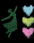 100 sztuk 3D gwiazdy świecą w ciemności naklejki ścienne Luminous fluorescencyjne naklejki ścienne dla dzieci pokój dla dzieci s
