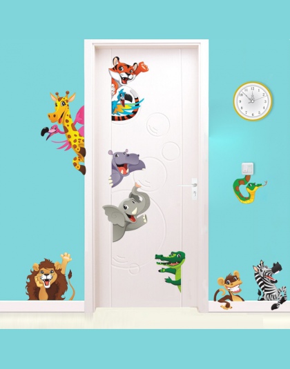 Dżungli zwierząt naklejki ścienne dla dzieci pokoje Home dekor drzwiowy Cartoon lew słoń żyrafa naklejki ścienne pcv Mural Art p