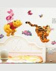 Kubuś puchatek niedźwiedź tygrys naklejki ścienne dla dzieci pokoje adesivo de parede Cartoon przedszkole naklejka ścienna przed