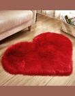Kształt serca dywan sztuczne dywany z futra antypoślizgowe sypialnia salon wystrój dywan z długim włosiem maty miękka powierzchn