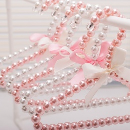 Piękny wieszak dziecięcy z perłami różowy biały ozdobny delikatny wielofunkcyjny wytrzymały modny oryginalny