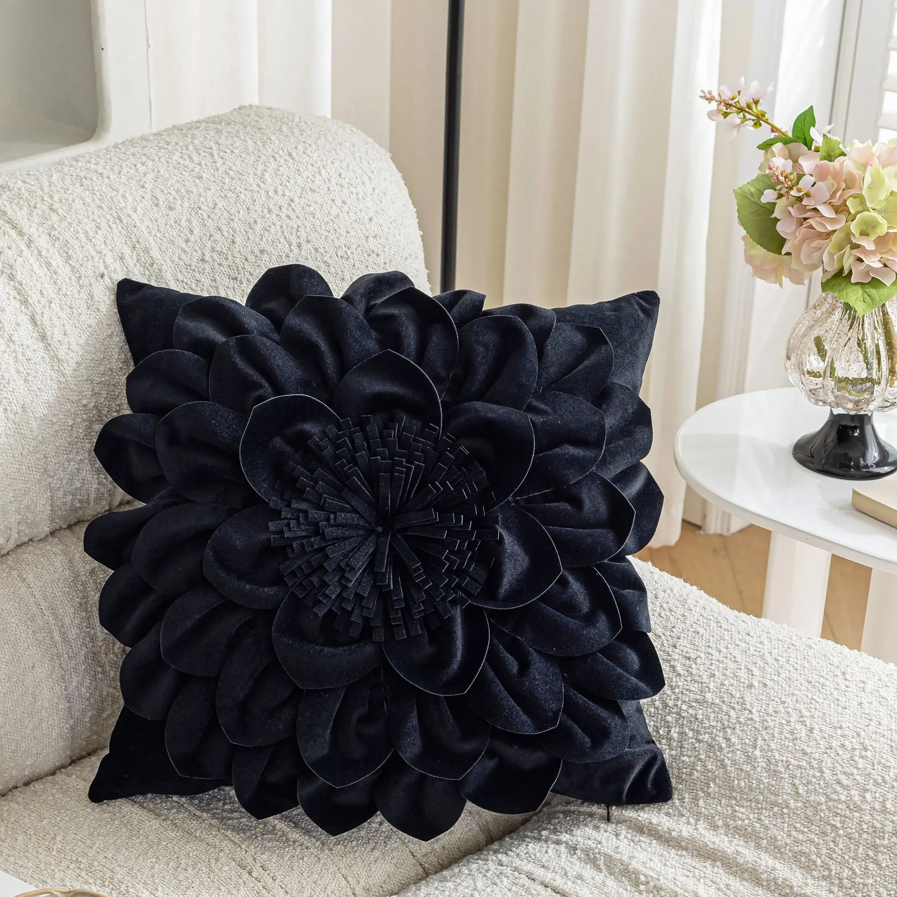 Aksamitna poszewka w kwiaty ręcznie robiona luksusowa sofa 45x45 cm Głęboki niebieski