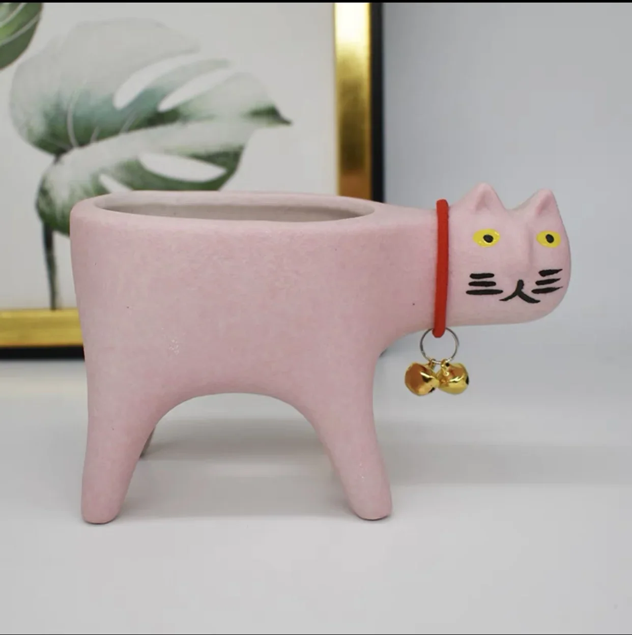 Ceramiczna doniczka w kształcie kota — wazon na sukulenty do domu Burgundia