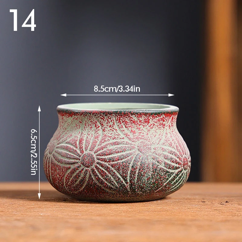 Ceramiczna doniczka retro ręcznie malowana — do sukulentów i dekoracji Jasny