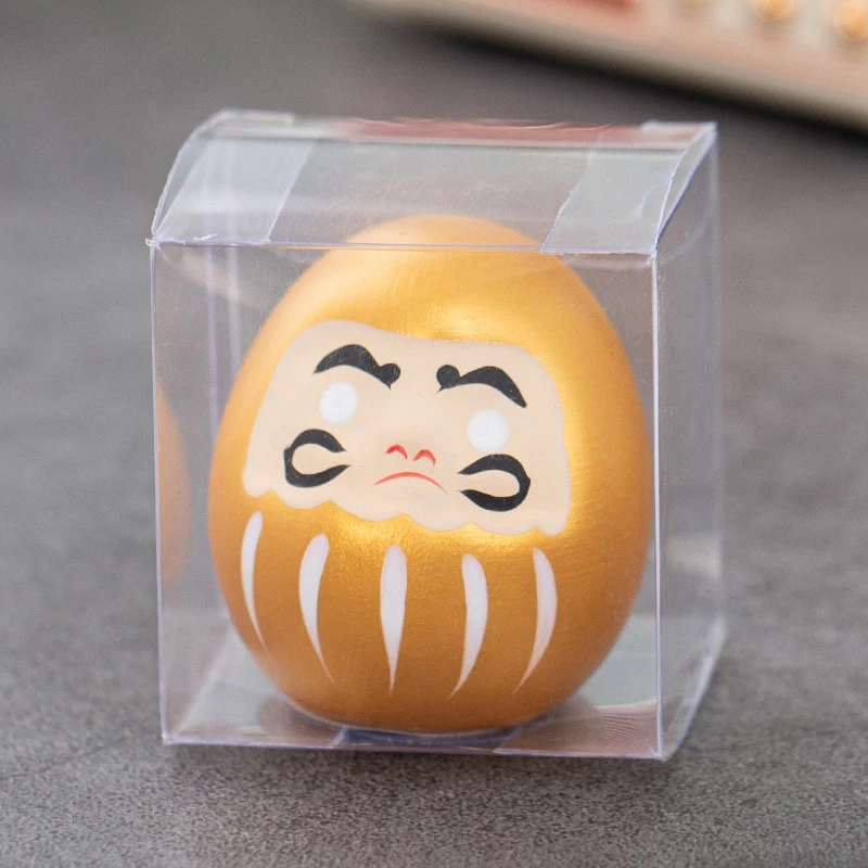 Ceramiczna laleczka Daruma figurka na szczęście Czekolada