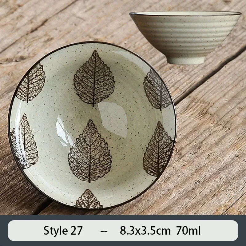 Ceramiczna filiżanka do herbaty 70 ml ręcznie zdobiona kwiatami Różowy