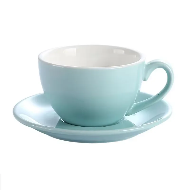 Ceramiczna filiżanka espresso ze spodkiem w stylu europejskim Jasny