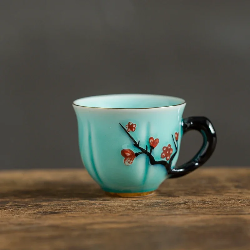 Ceramiczna filiżanka do herbaty ze wzorem śliwy chińska porcelana Jasny
