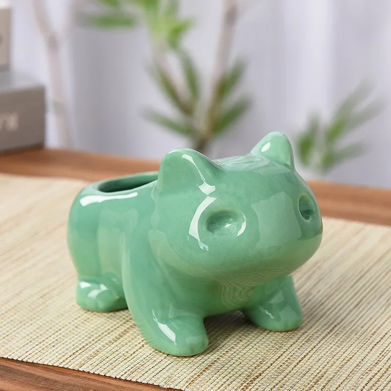 Ceramiczna mini doniczka na sukulenty z otworem Burgundia