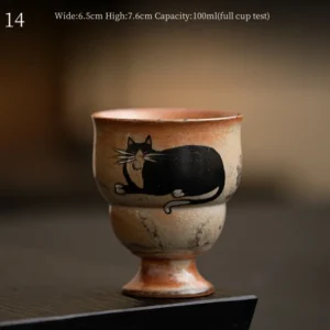 Ceramiczny kubek do herbaty Ru Yao 60 ml z motywem kota Burgundia