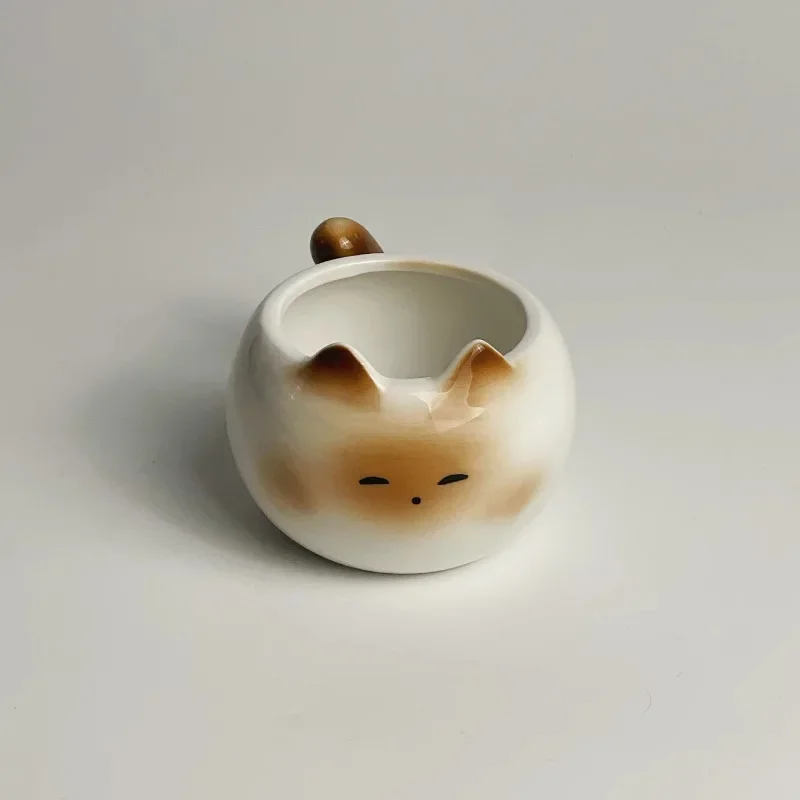 Ceramiczny kubek w kształcie kota - filiżanka do kawy Biały
