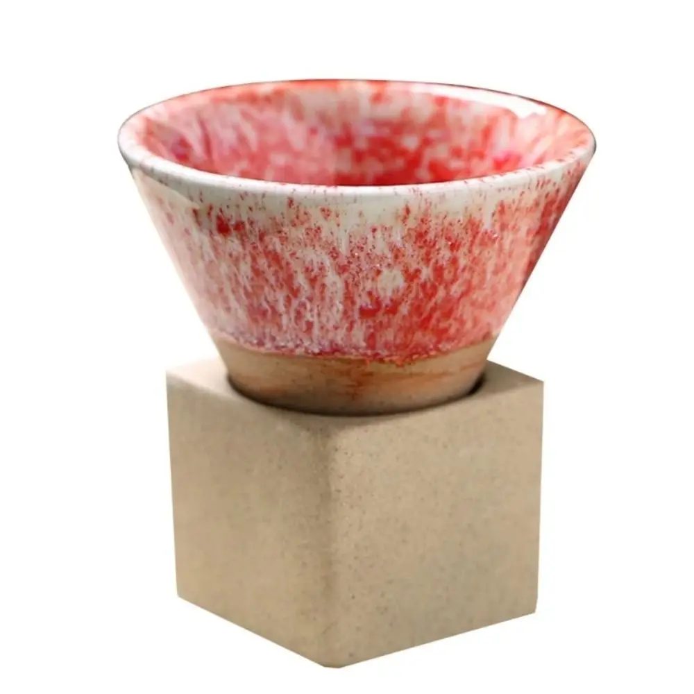 Ceramiczny kubek do kawy i herbaty w kształcie stożka z podstawką 100 ml Niebieski