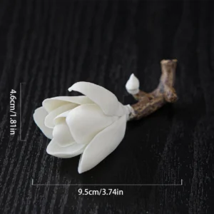 Ceramiczny stojak na kadzidełka kwiat magnolii Biały