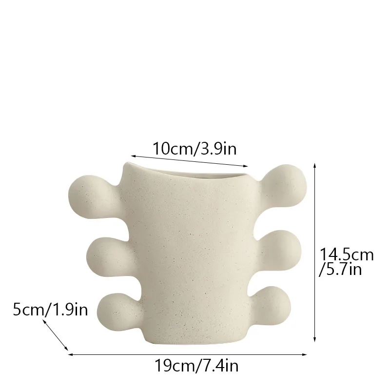 Ceramiczny wazon nordycki na suszone kwiaty — matowa biel boho Biały