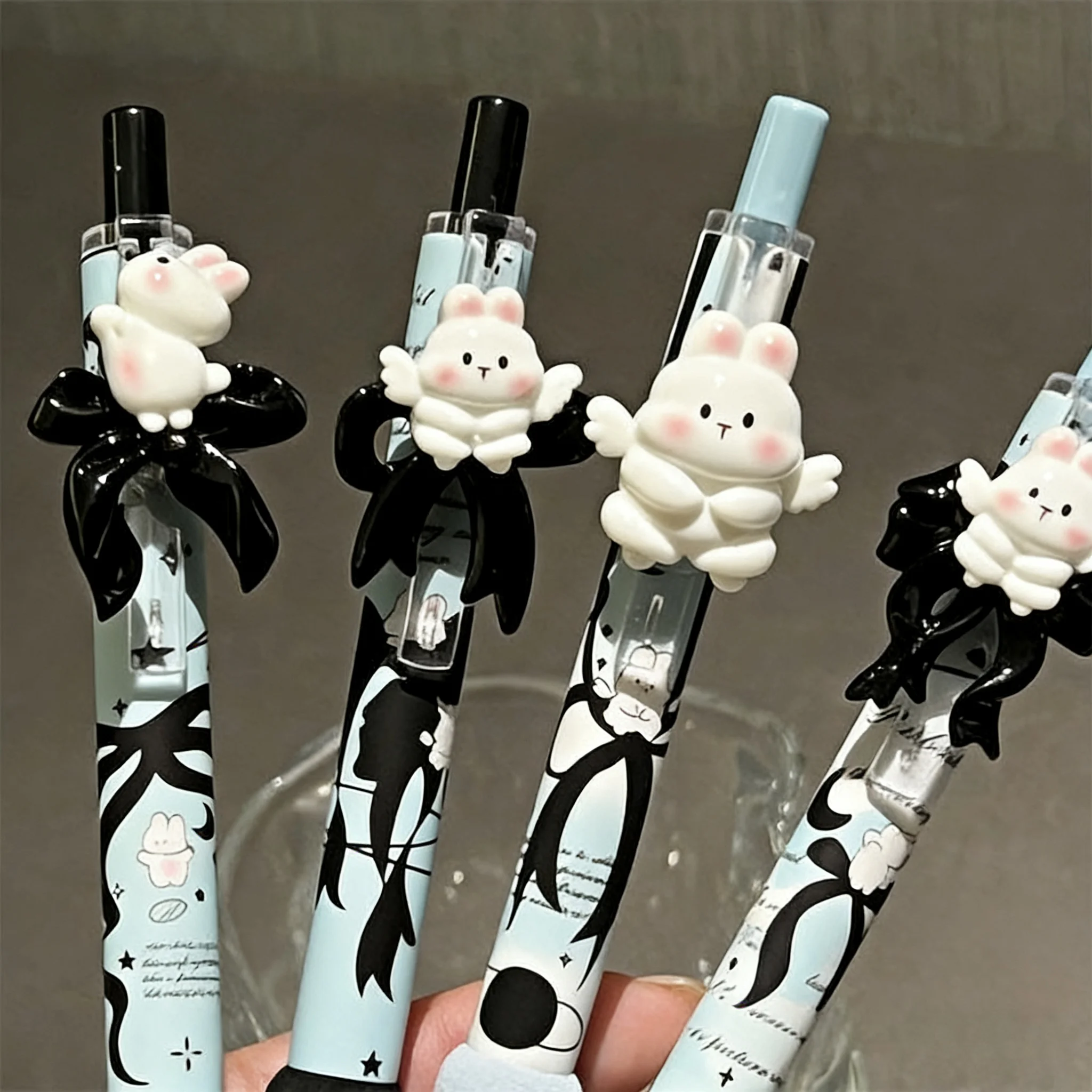 Długopisy żelowe Kawaii z kotem, czarny tusz 0,5 mm, 4 szt. Biały