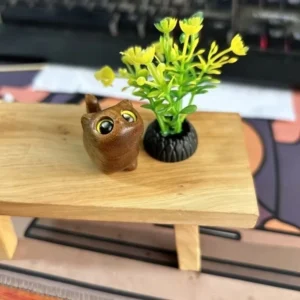 Drewniana figurka kota do domu Jasnoszary