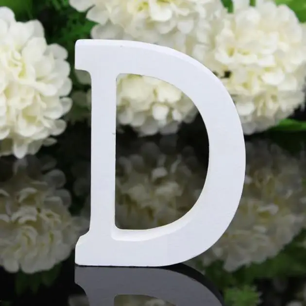Drewniane litery alfabetu 8 cm do dekoracji DIY Królewski niebieski