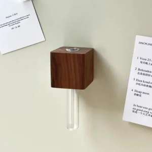 Drewniany wazon-probówka na magnes do lodówki z roślinami wodnymi Biały