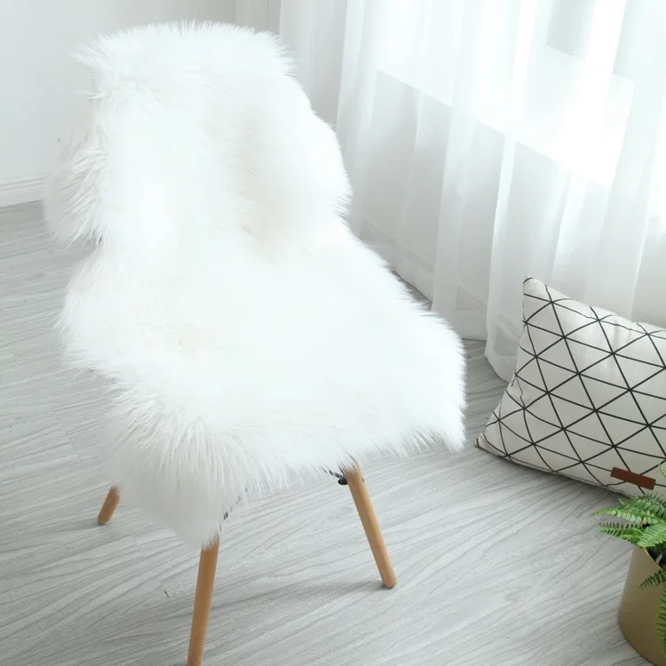 Dywan imitacja skóry zwierzęcej – tygrys i lampart 94x100 cm Fioletowy/фиолетовый