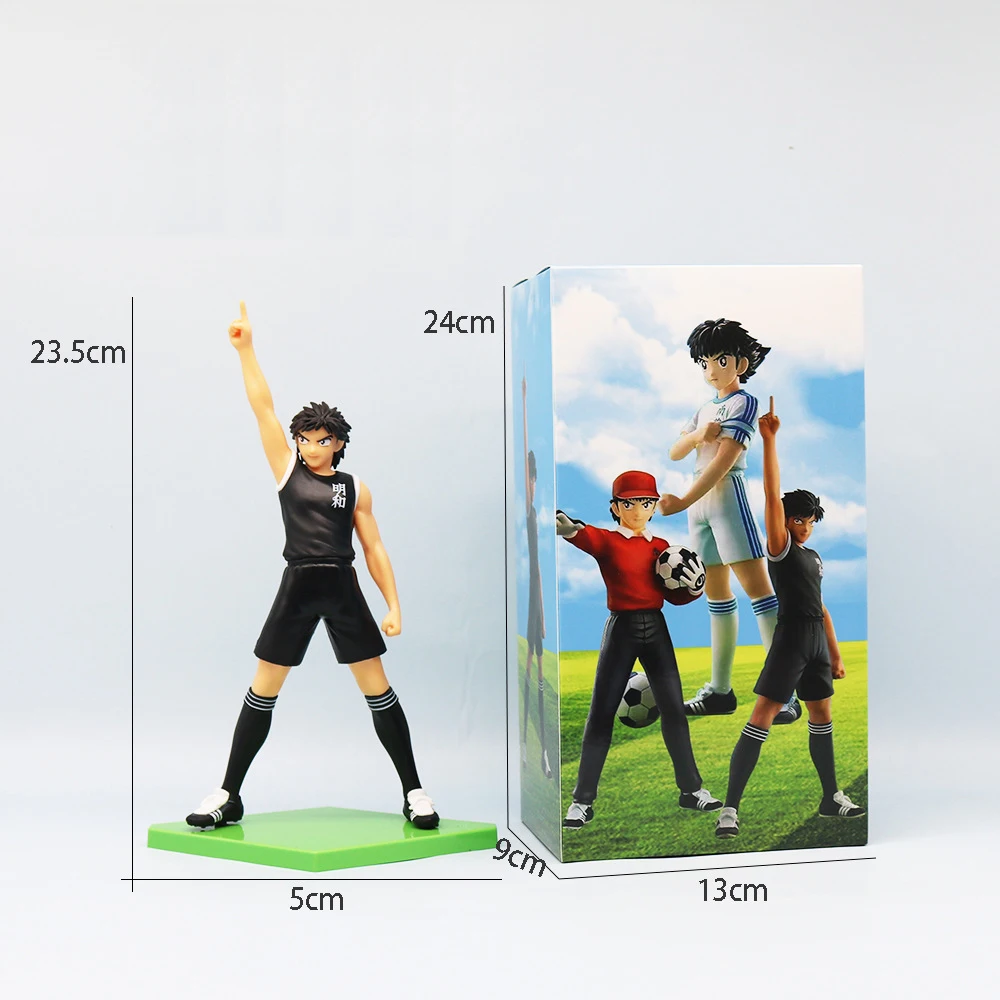 Figurka anime piłkarza 18 cm – kolekcjonerski model na półkę With box
