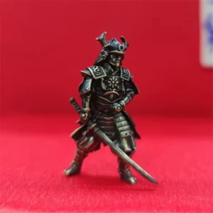 Figurka miniaturowy miecz samurajski na biurko 3.