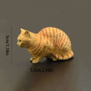 Figurka pomarańczowego kota PVC realistyczna miniatura na biurko Jasnozielony