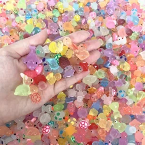 Świecące mini figurki zwierząt do akwarium — ozdoby fluorescencyjne z żywicy Jasnoszary