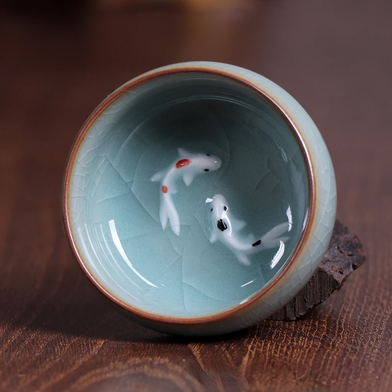 Porcelanowe filiżanki do herbaty Longquan Celadon ze złotą rybką Matowy