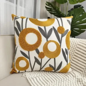 Haftowana poszewka boho floral z tuftingiem bawełniana 45x45 Biały