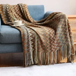 Koc boho z frędzlami rdzawa czerwień miękki na kanapę Wielo