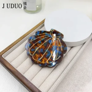 Lusterko kieszonkowe w etui — małe lusterko do makijażu Brąz