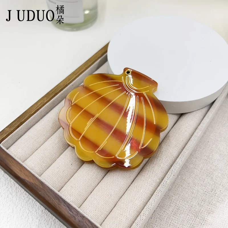 Lusterko kieszonkowe w etui — małe lusterko do makijażu Czarny