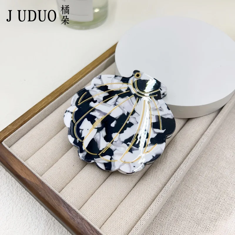 Lusterko kieszonkowe w etui — małe lusterko do makijażu Szary