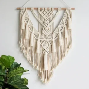 Makrama boho wisząca na ścianę – geometryczna dekoracja tkana Armijna zieleń