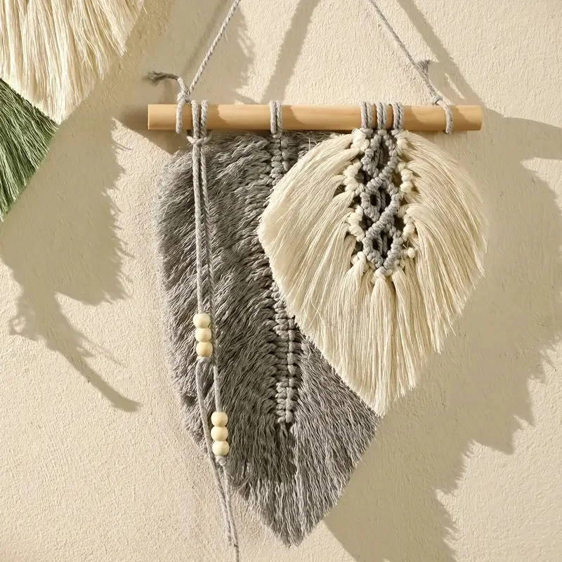 Mały wiszący liść makramy – tkana ozdoba ścienna boho do sypialni Czarny