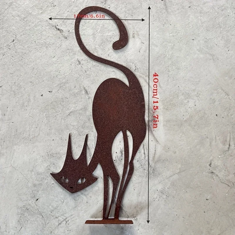 Metalowa figurka kota do ogrodu — rustykalny styl kuty Czarny