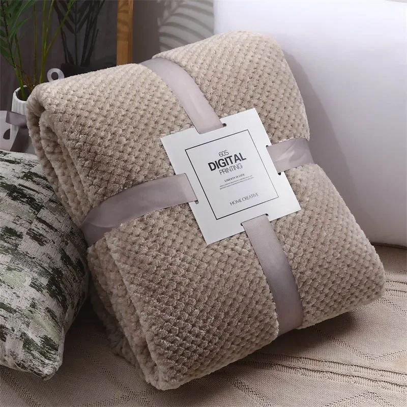 Miękki polarowy koc-narzuta w kratę Khaki