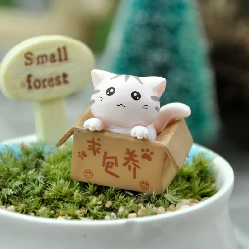 Mini figurka kotka do ogrodu i pokoju dziecka Khaki