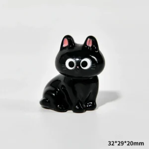 Miniaturowa figurka kota z żywicy do dekoracji biurka i domu Jasnoszary