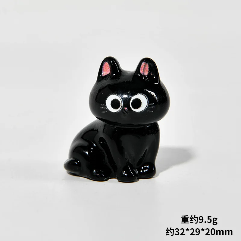 Miniaturowe figurki czarnych kotów z żywicy Jasnoszary