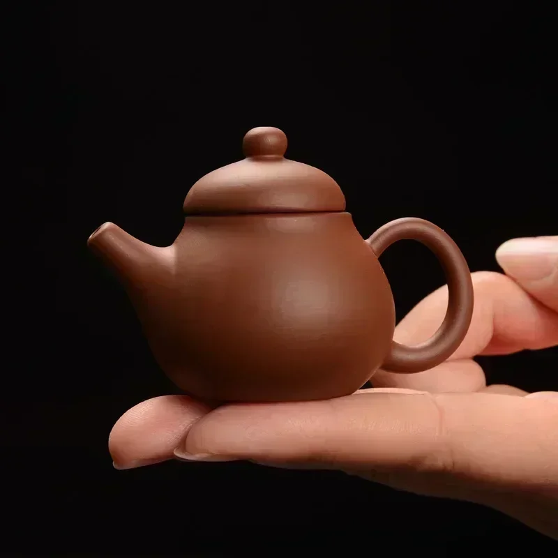 Miniaturowy emaliowany czajniczek ceramiczny na palec – Tea Pet Czekolada