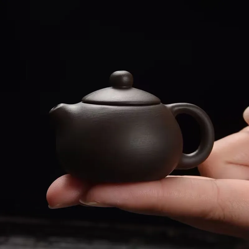 Miniaturowy emaliowany czajniczek ceramiczny na palec – Tea Pet Jasnożółty